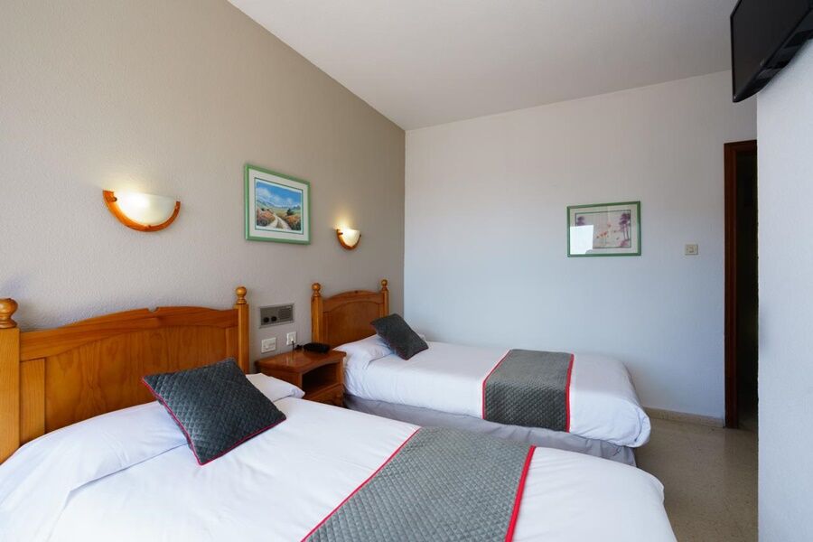 Oyo Hotel Costa Andaluza Motril Eksteriør billede