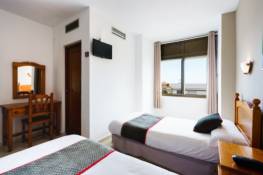 Oyo Hotel Costa Andaluza Motril Eksteriør billede